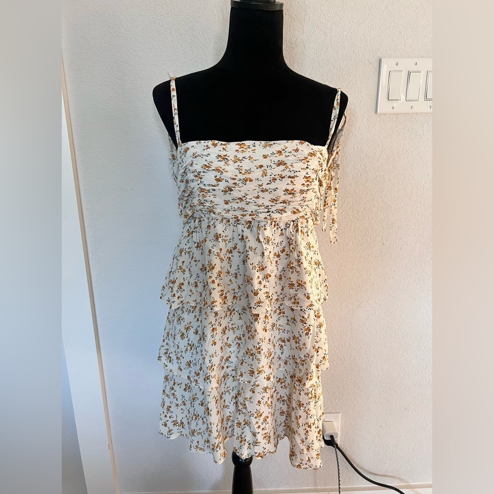 Reformation Avni Ruched Babydoll Mini Floral Dress Size L